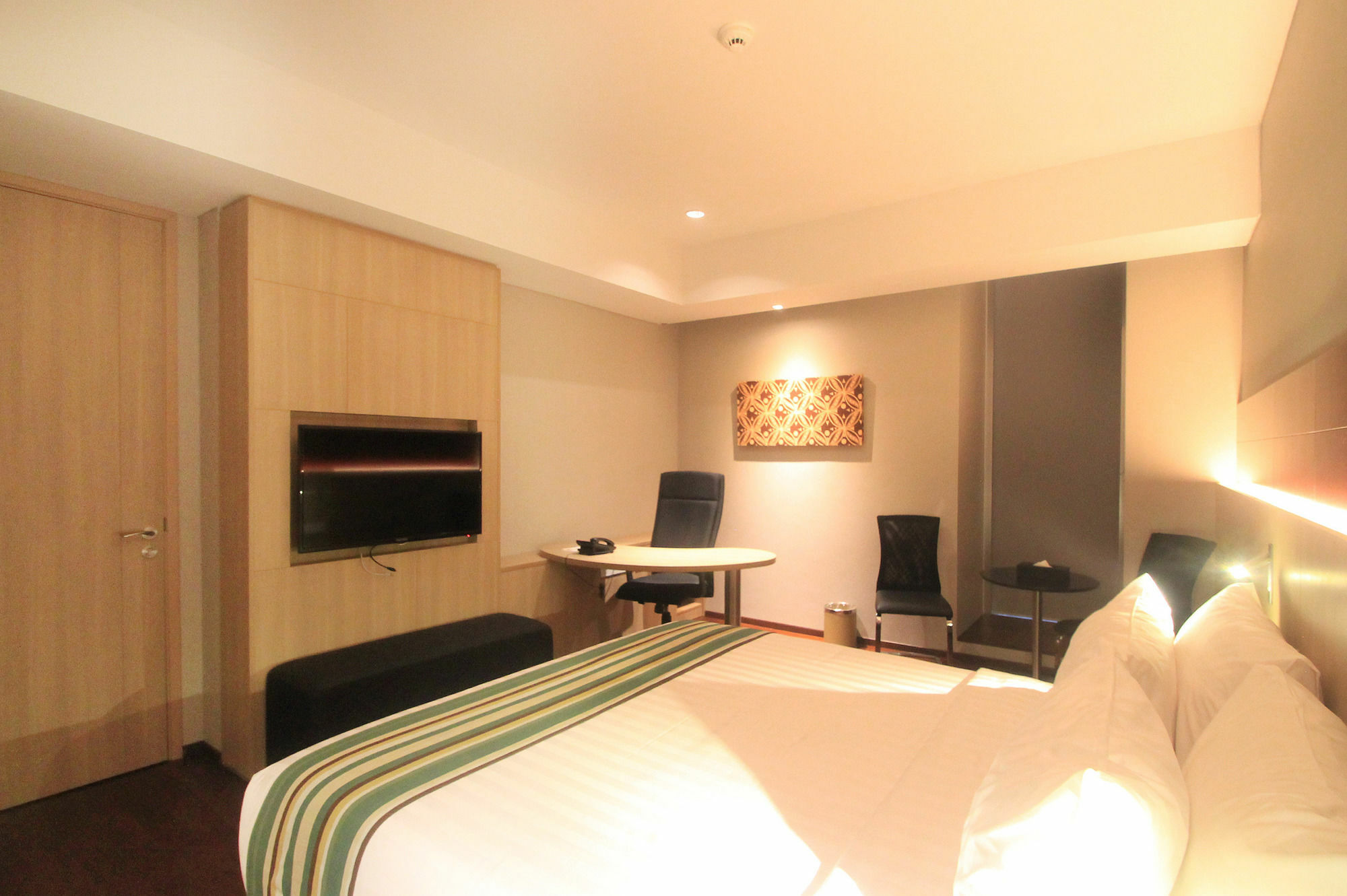 Ra Premiere Simatupang Hotel Cilandak  Buitenkant foto
