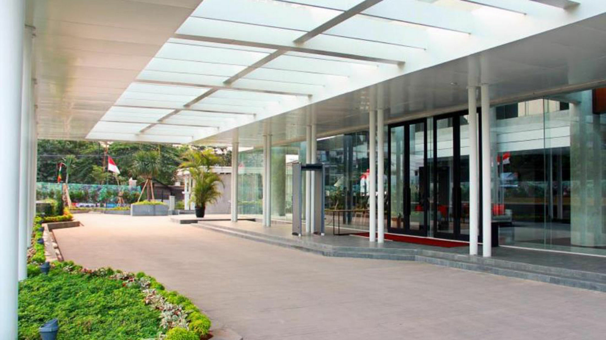 Ra Premiere Simatupang Hotel Cilandak  Buitenkant foto